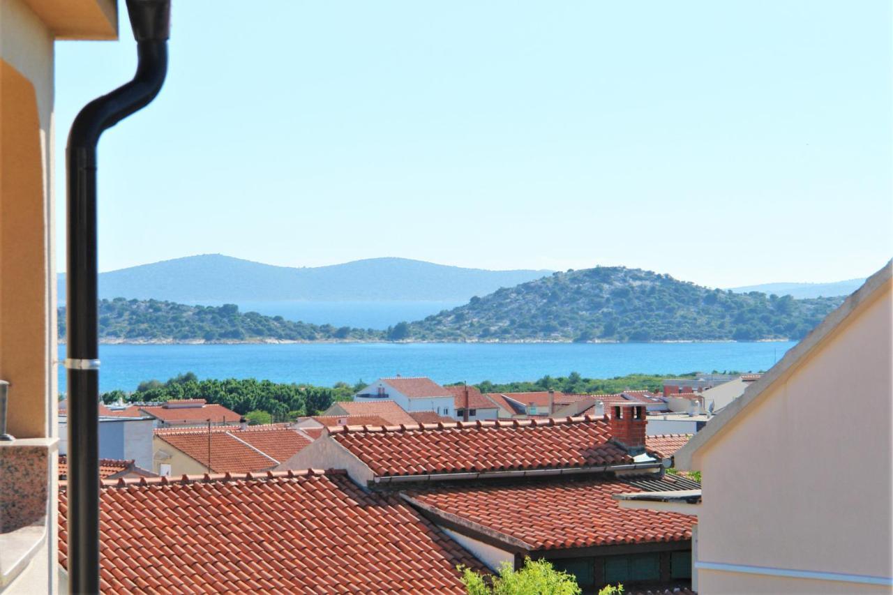Iva Apartmani Vodice Exterior photo