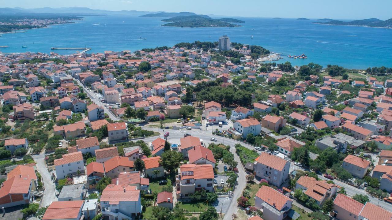 Iva Apartmani Vodice Exterior photo